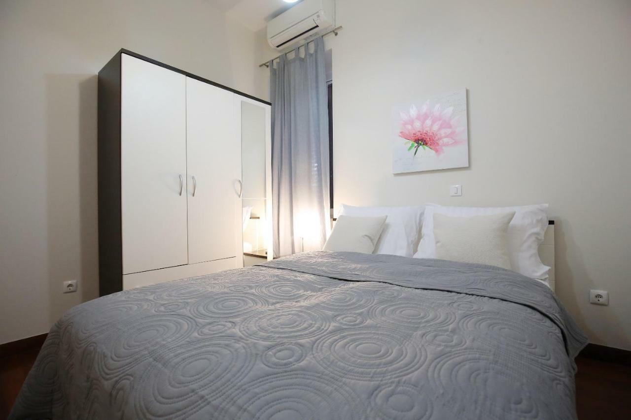 Seafront Beach Apartment - Directly At The Beach Zara Esterno foto