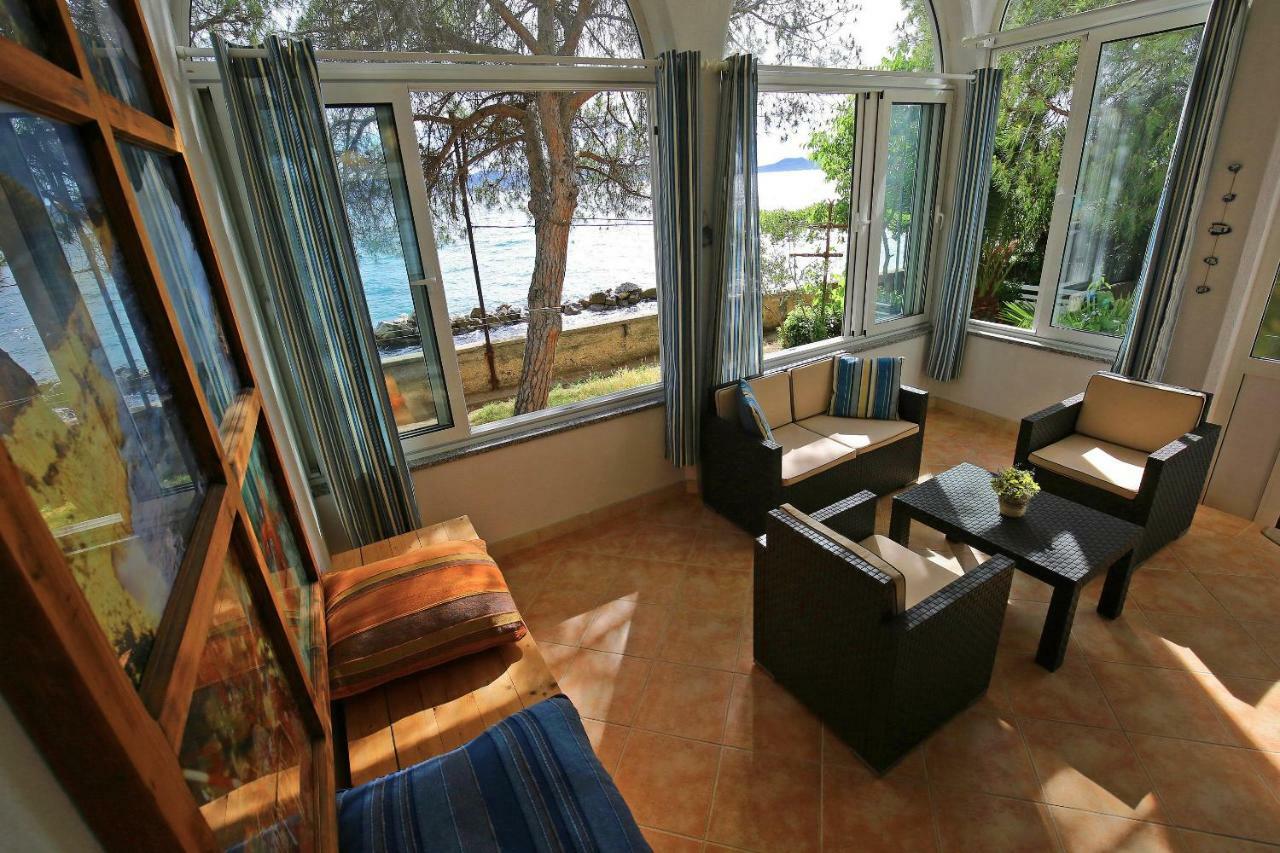 Seafront Beach Apartment - Directly At The Beach Zara Esterno foto