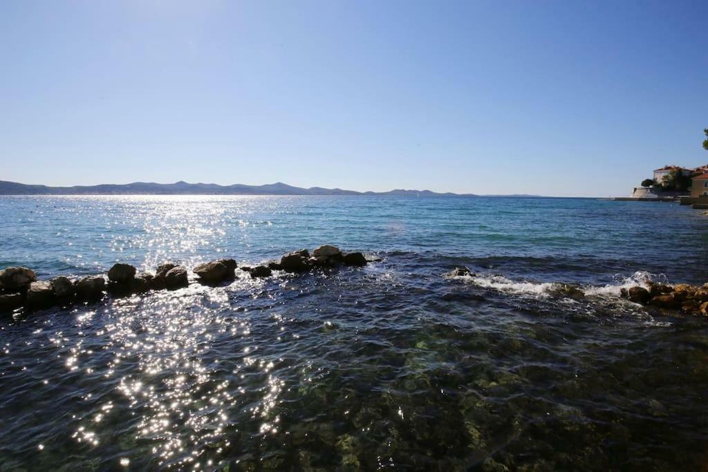 Seafront Beach Apartment - Directly At The Beach Zara Esterno foto