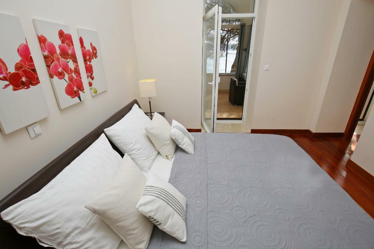 Seafront Beach Apartment - Directly At The Beach Zara Esterno foto