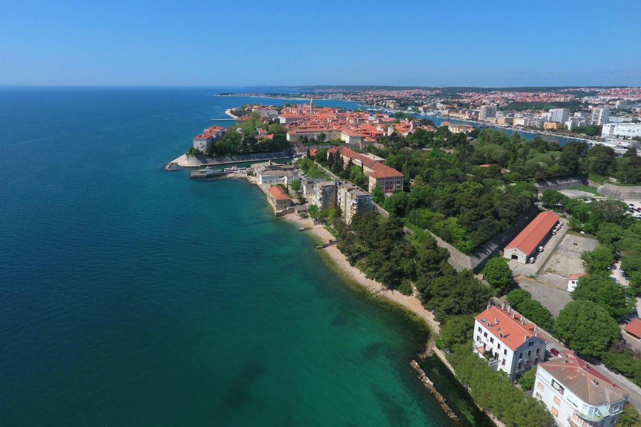Seafront Beach Apartment - Directly At The Beach Zara Esterno foto