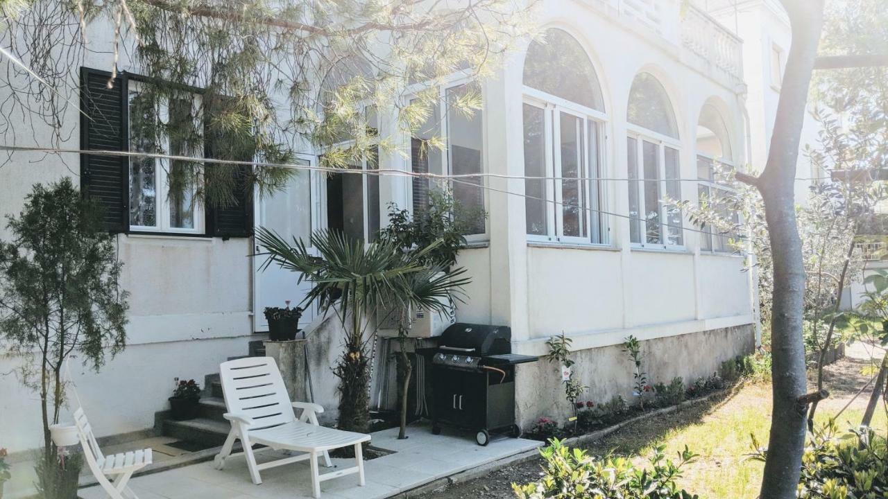 Seafront Beach Apartment - Directly At The Beach Zara Esterno foto